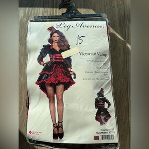 NWT Victorian vampire costume size: S/P